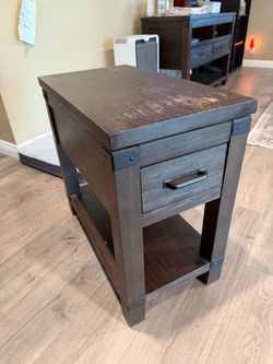 6 (pc) Living Room Furniture Set