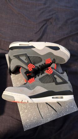 Air Jordan 4 Retro