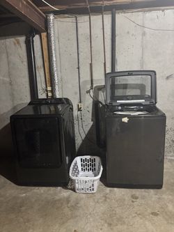 Samsung Washer and dryer set