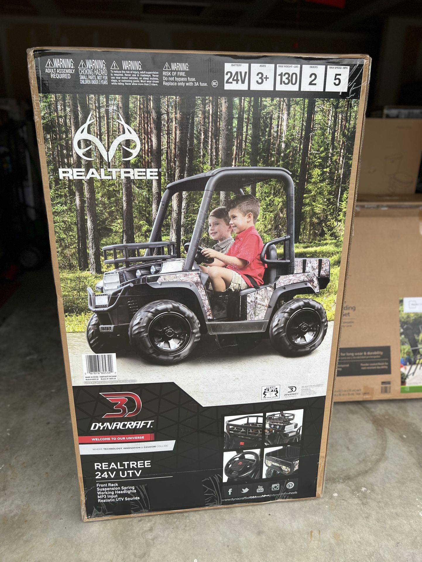 Â Realtree 24 Volt UTV Powered Ride- On by Dynacraft with Custom Realtree Graphics and Working