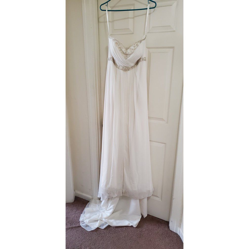 David's Bridal wedding dress Ivory  Size 14