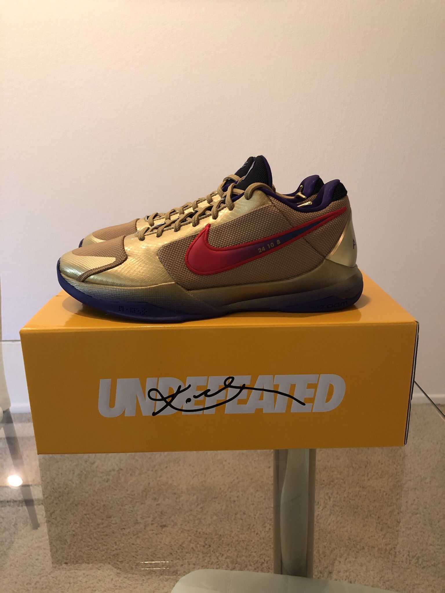 Kobe 5 Protro Undefeated Hall Of Fame Size 9