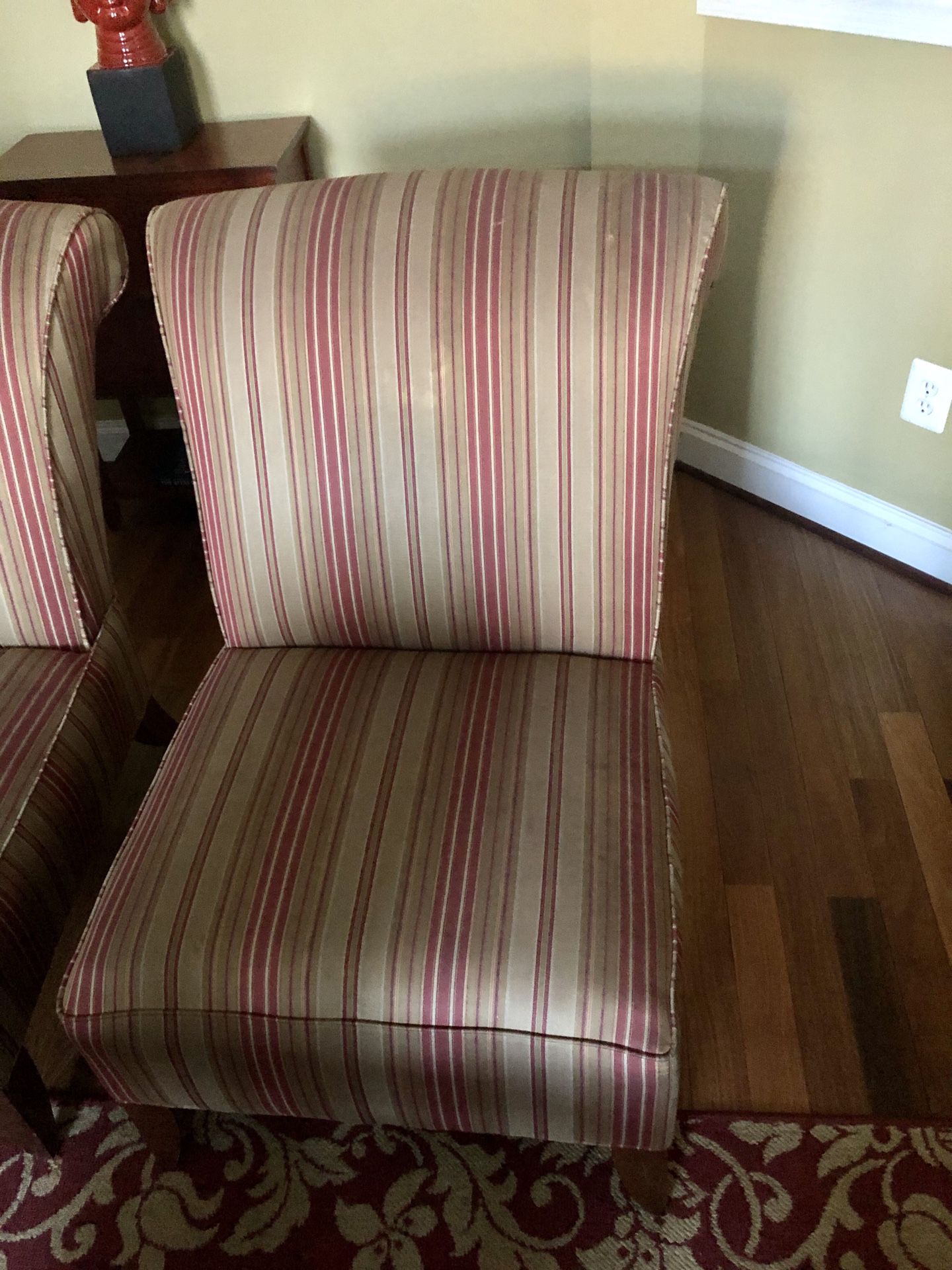 2 large accent chairs - FREE! Ready for pickup