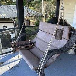 Patio/porch Swing