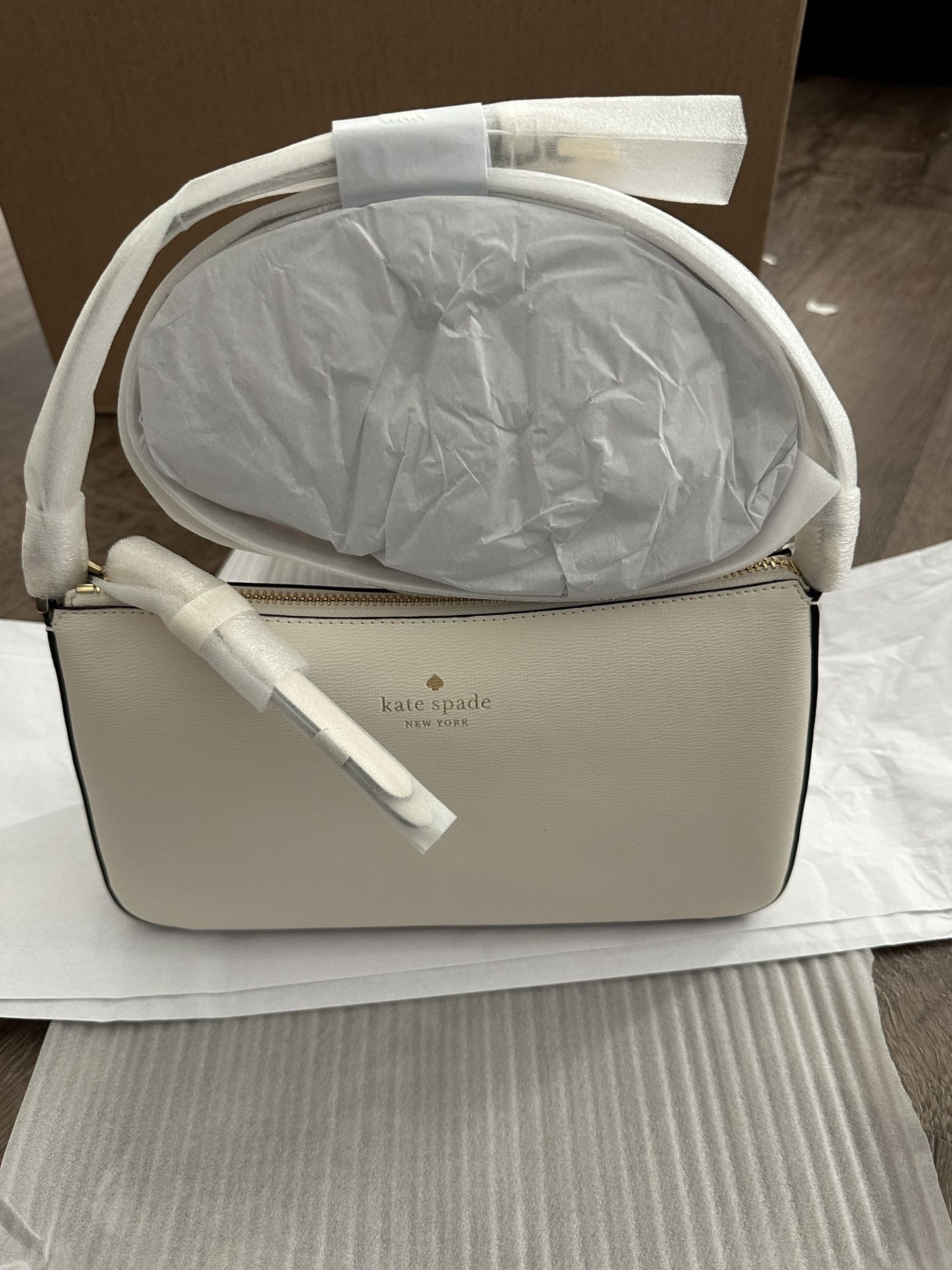 New Kate Spade New York Medium Crossbody Bag Meringue