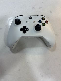 Tested Microsoft 1708 Xbox One Controller - White