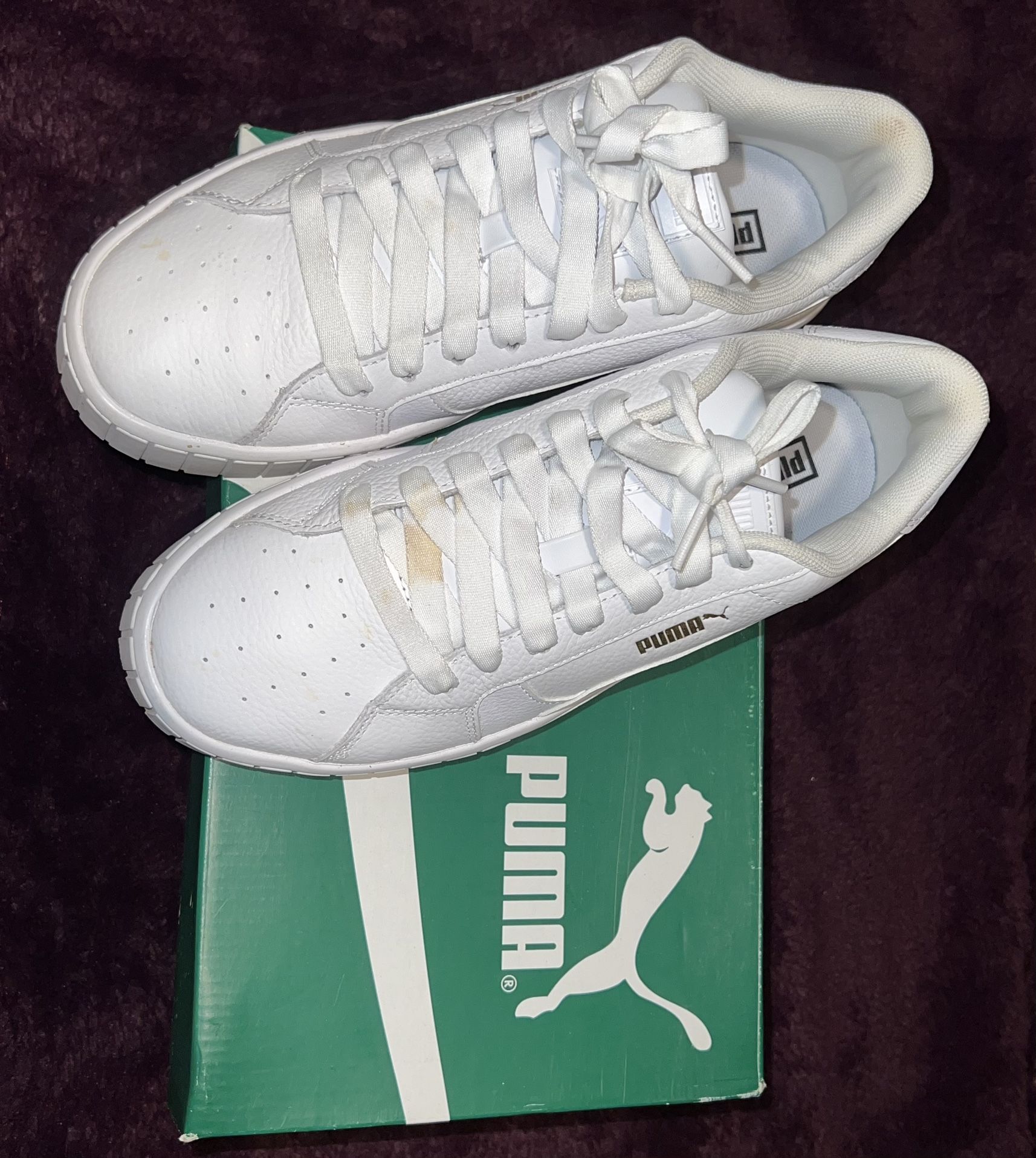 White Cali Star Women’s Size 9 Puma Shoes
