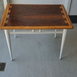 Mid Century Modern Coffee/ End Table 