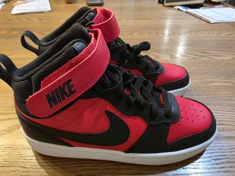 Court Borough Mid 2 (GS) - Black/Red - Youth 5