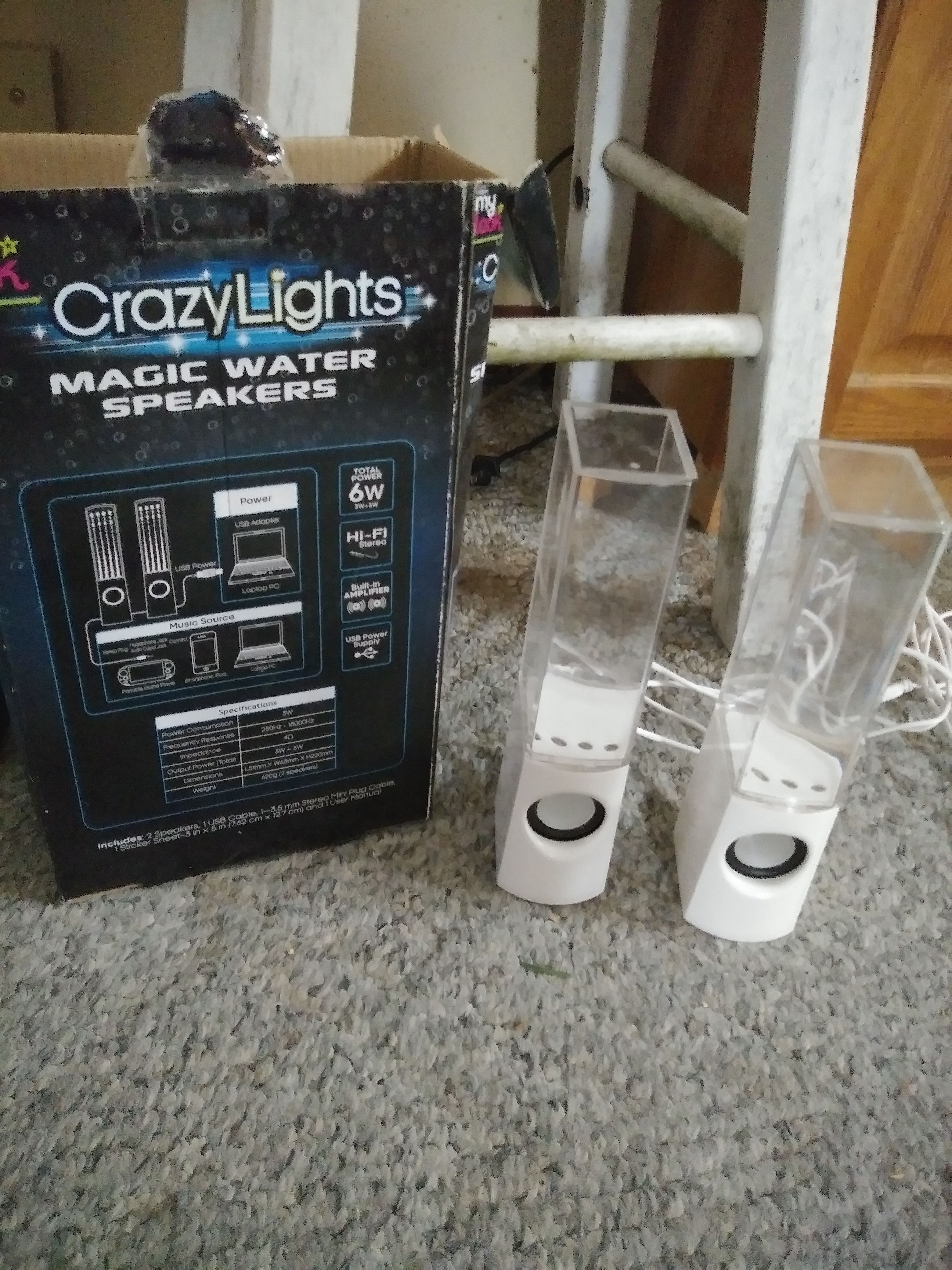 Dancing water speakers