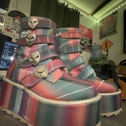 YRU Alien Platform Boots Reflective Pastel