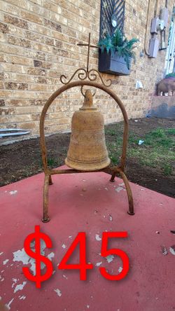METAL STAND BELL IS MADE OF CLAY MUST SEE PICTURES
