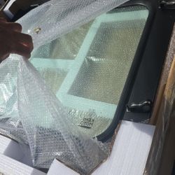 Rzr Glass Windshield 