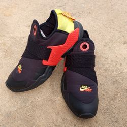 Nike Huarache Extreme SE 6½Youth (8 Wo.)