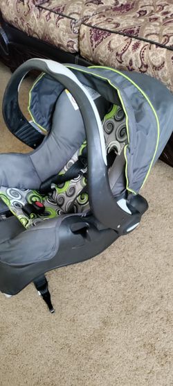 Evenflo car seat for infant