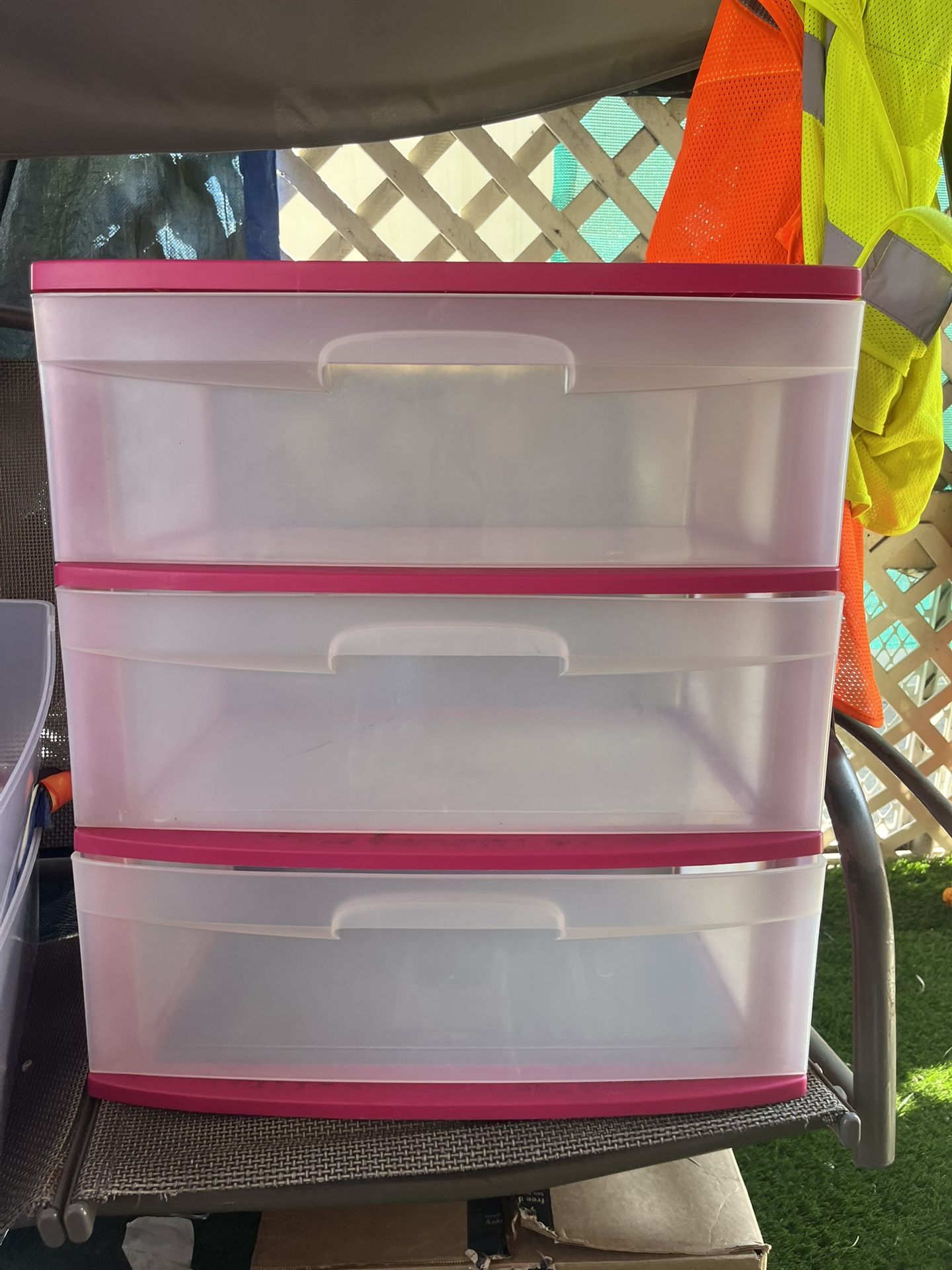 Plastic Pink 3 Drawer Set