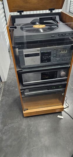 Mitsubishi vintage stereo system  need repair