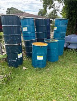 55 gallon steel barrels with lid and hardware clean