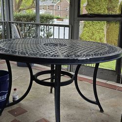 48-in Patio Table With Two Chairs