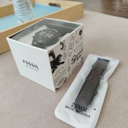 5th Generation Fossil Men's Smartwatch Carlyle Addition