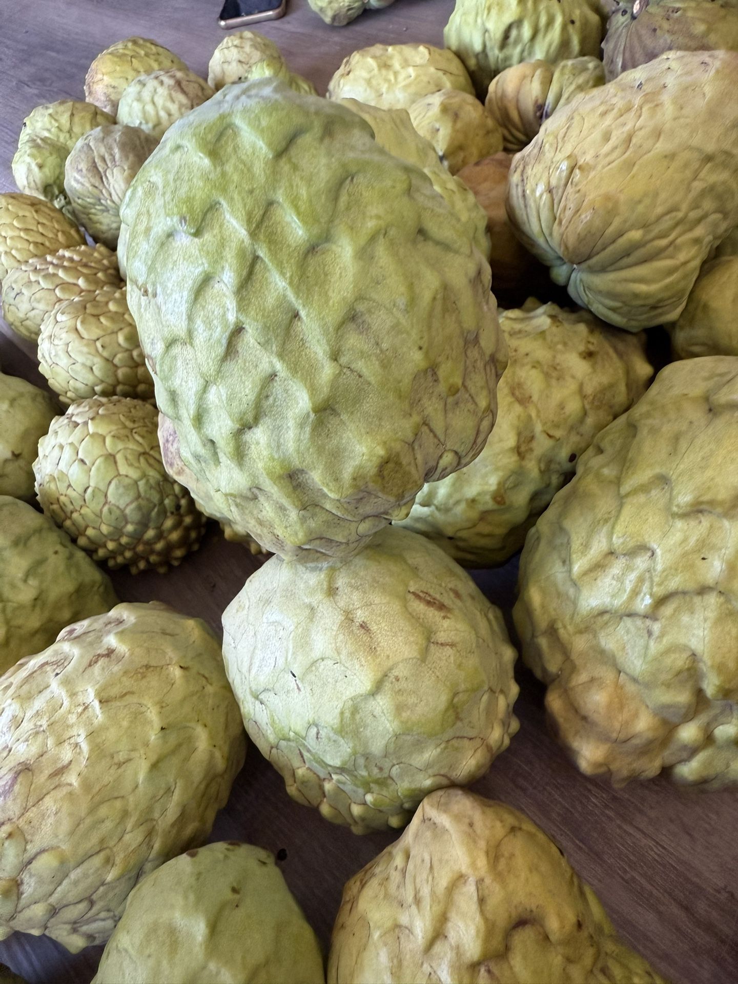 Fresh atemoya Fruits
