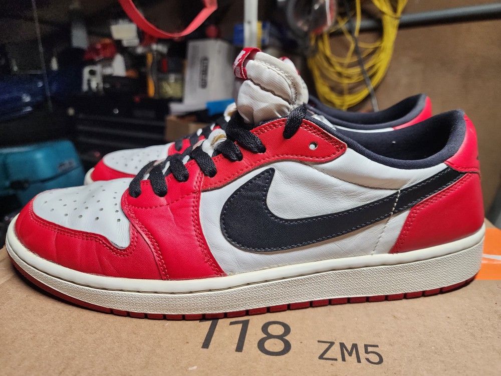 Air Jordan 1 Retro Low Chicago 2016 Edition