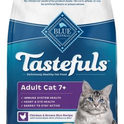 Blue Buffalo Tastefuls Chicken & Brown Rice Recipe Adult Cat 7+ Dry Food 7lbs Bag