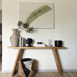 Entry Table Console Table 