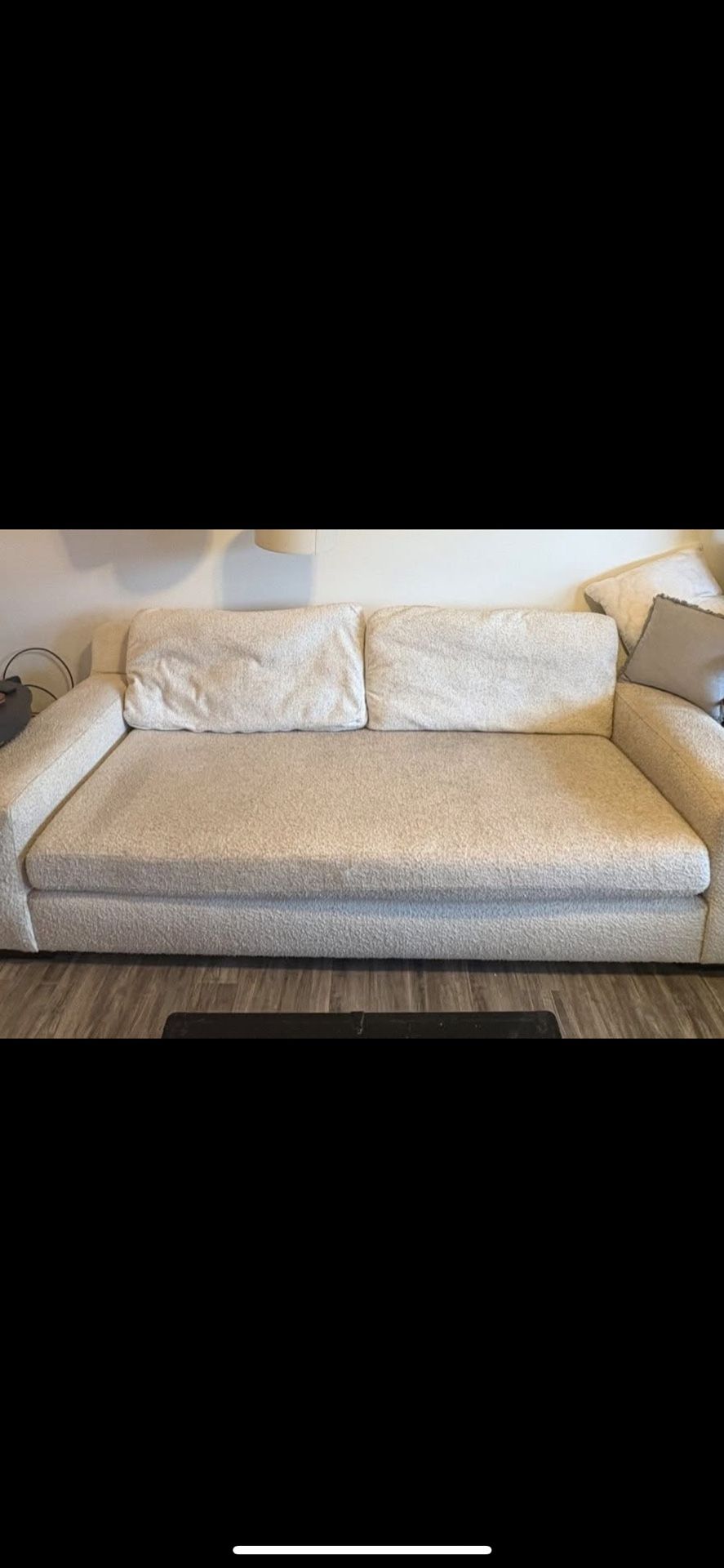 Snow Boule Couch