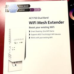 NetGear Dual Band Wifi Range Extender 