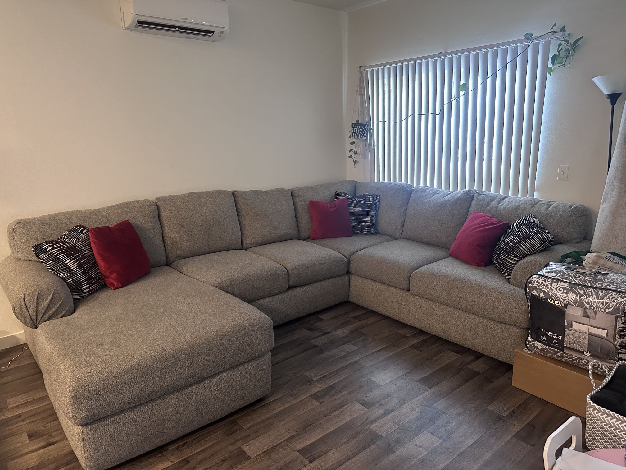 3pc Sectional Couch
