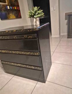 Night stand
