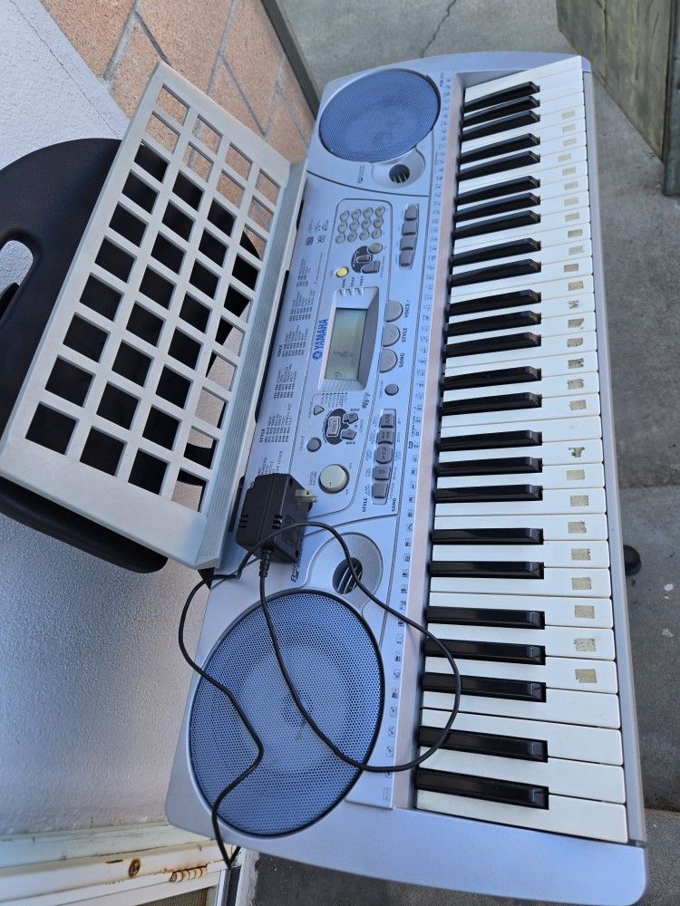 Yamaha Electric Keyboard Music Piano DJ Classic Kid 