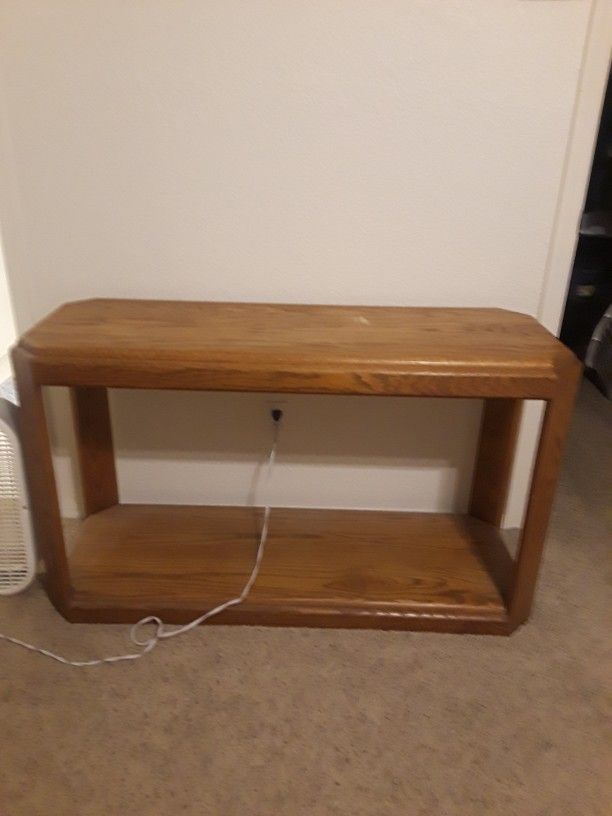 Console/Entry Table