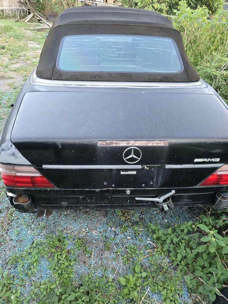 Mercedes-Benz 1995 E320 Convertible For Parts