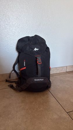 Quechua Arpenaz 30 backpack