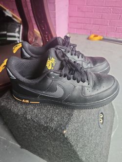 Nike airforces size 8.5