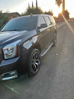 2016 GMC Yukon