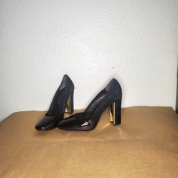 Pour la Victoire Heels Patent Leather Black Platform Heels Gold Accent Size 8 B.