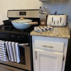 Modern kitchen appliances & dishes