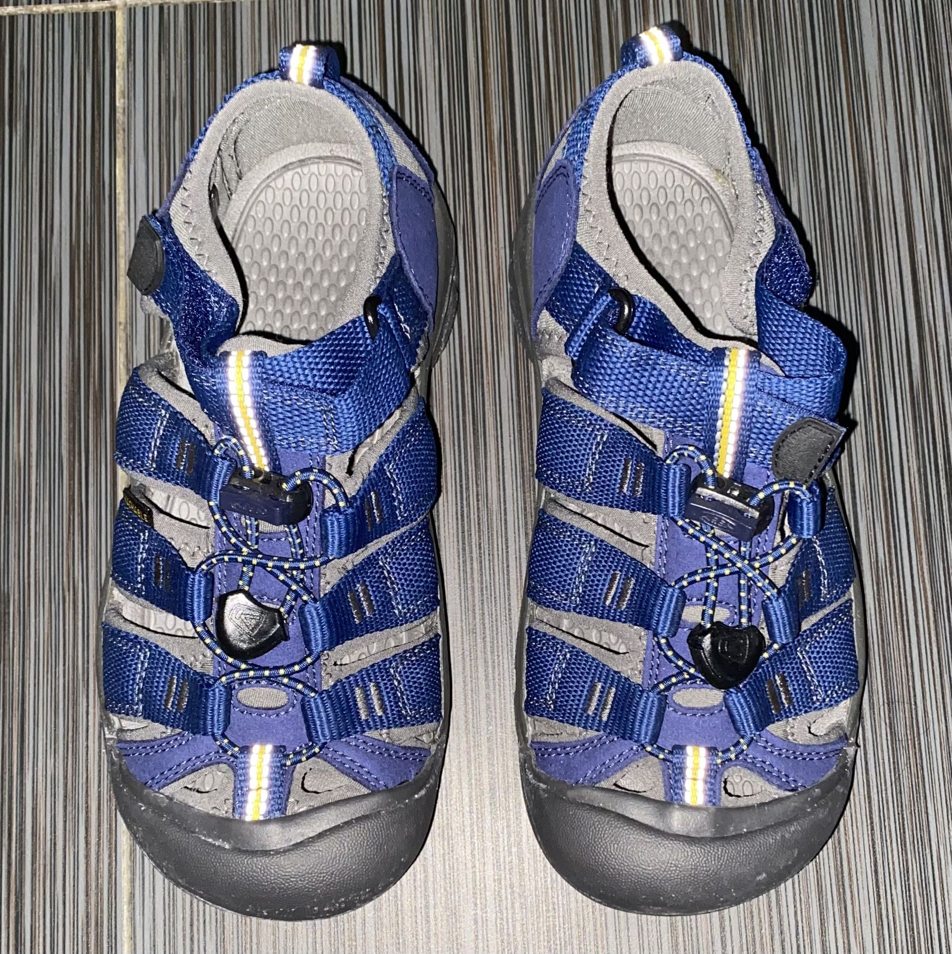 Size 1 Kids Keen