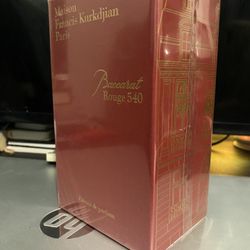Maison Francis Kurkdjian Baccarat Rouge 540 Extrait de Parfum. 