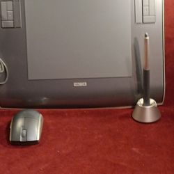 Wacom Intuos PTK-440 Black Intuos3  Pen Tablet 