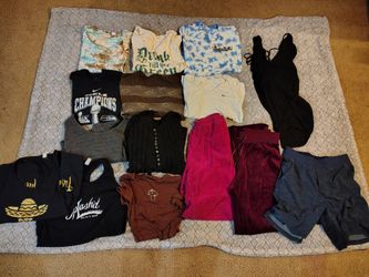 Women's medium lot