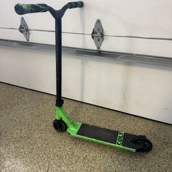 Stunt/Trick Pro Scooter (Envy Colt S4) - Green/Black