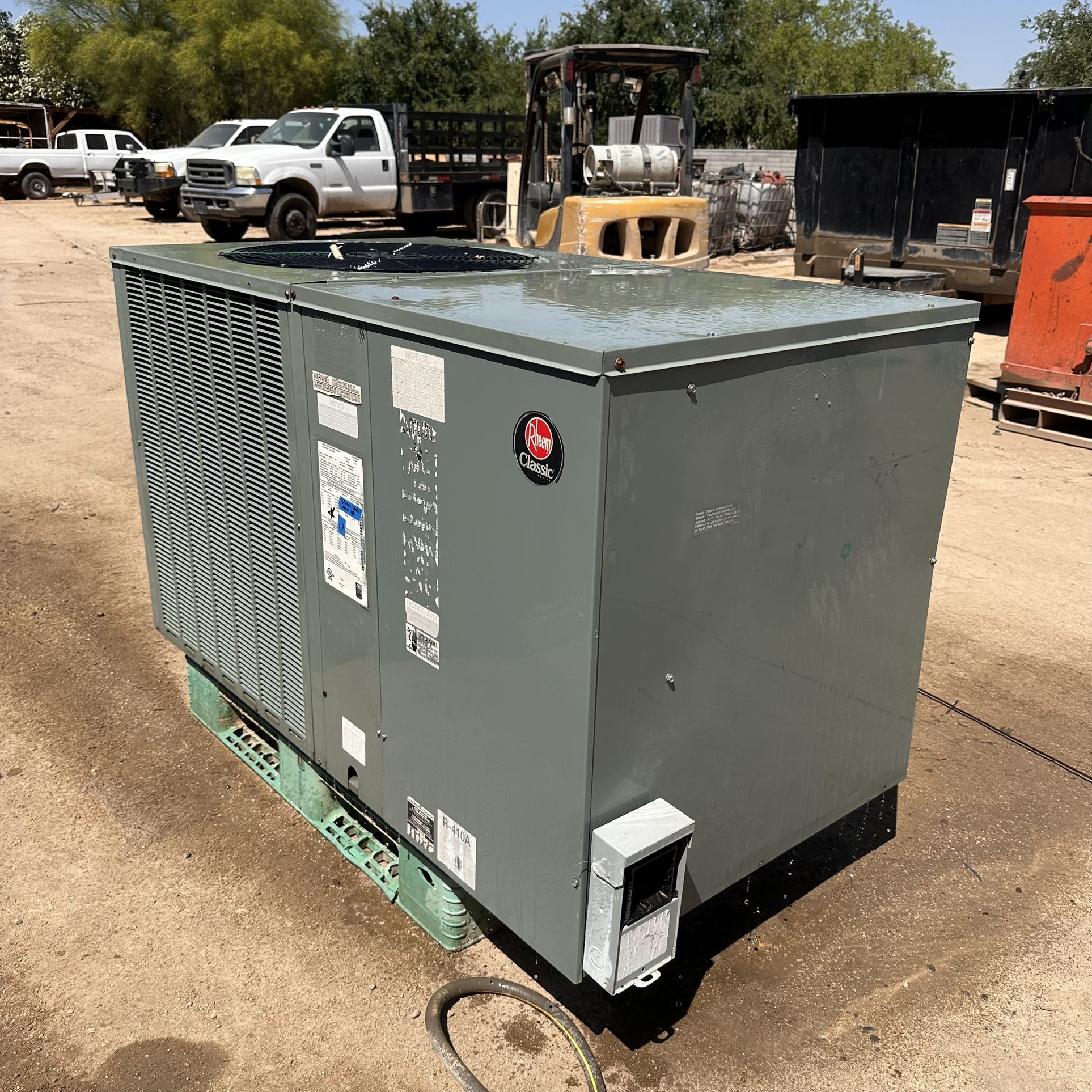 3.5 Ton Rheem Package Heat Pump for Sale in Phoenix, AZ - OfferUp
