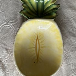 Vintage Lillian Vernon Pineapple Serving Dish - 92124