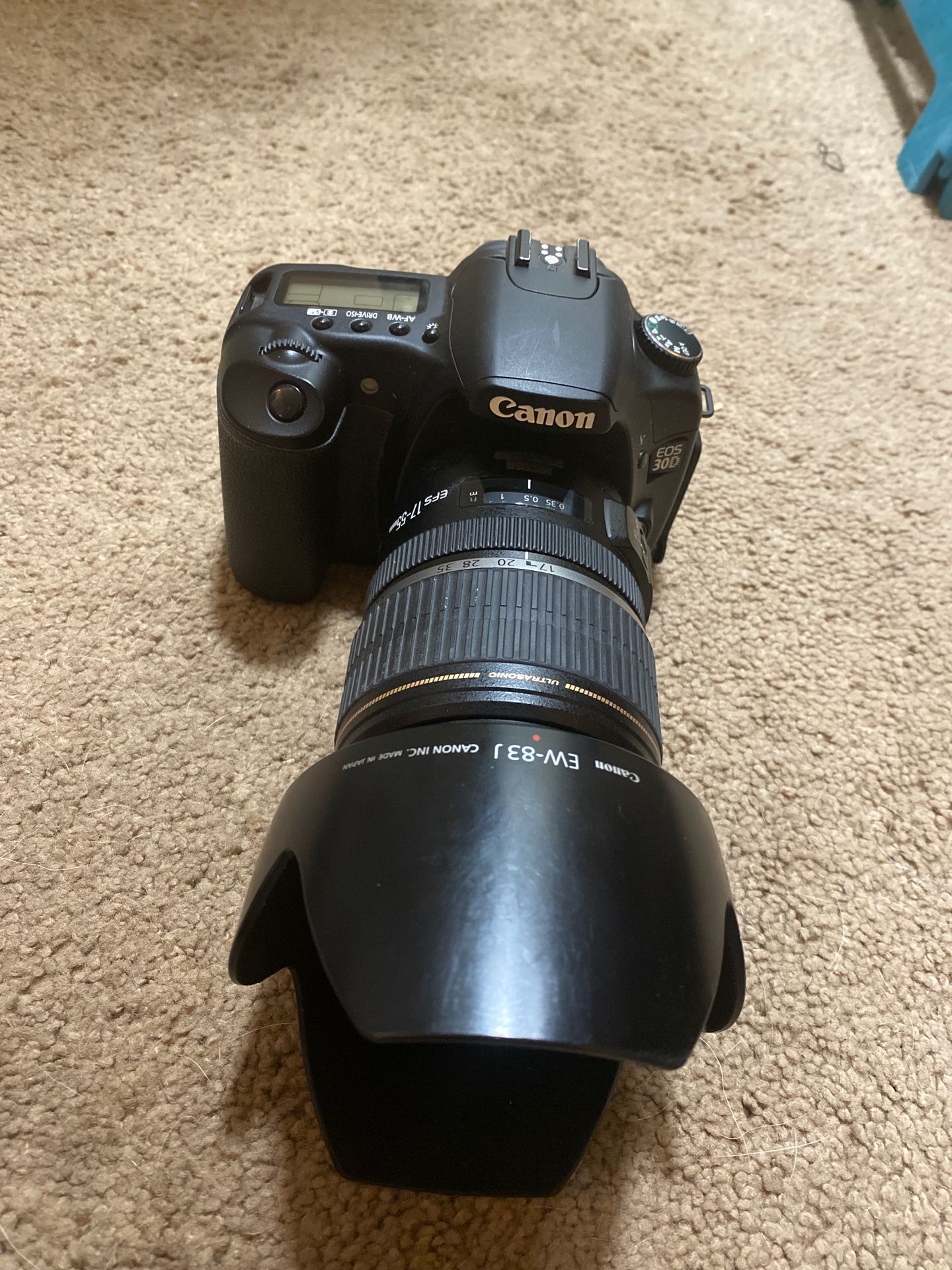 Canon Camera with large lense