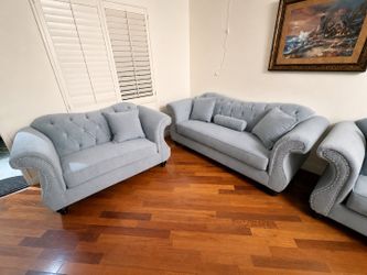 2 PIECE SOFA & LOVESEAT