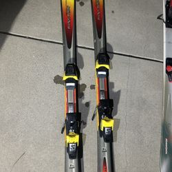Snow Skis 
